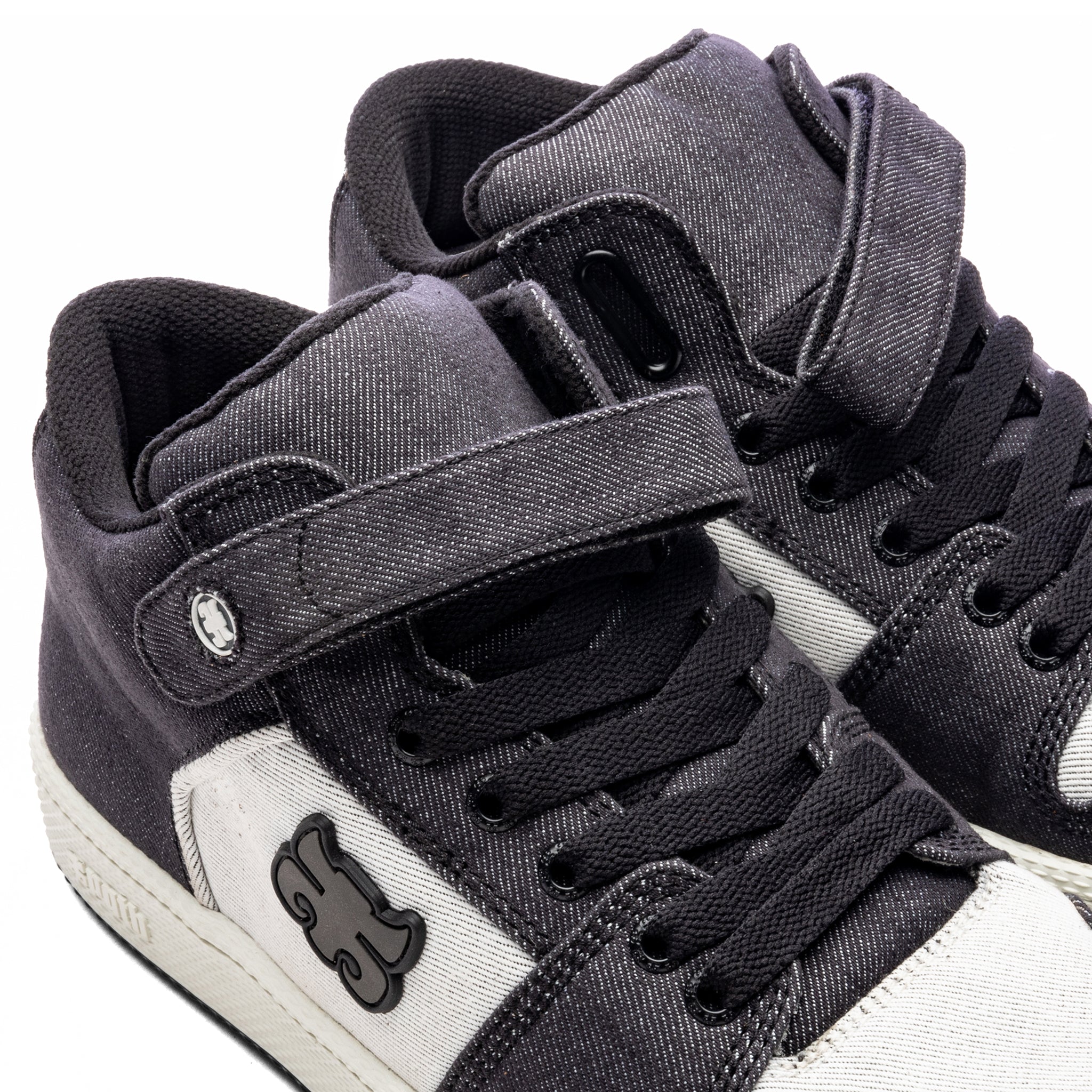 Ipath_Grasshopper_Black_Denim_Hemp_2.jpg